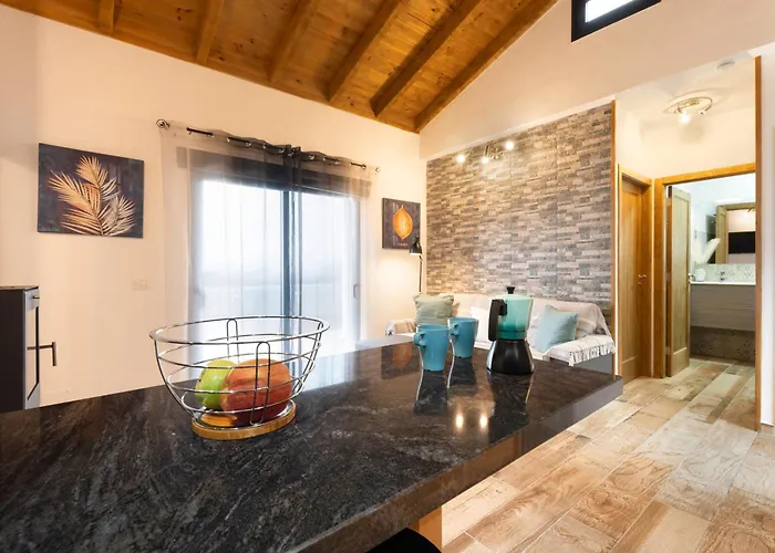 Almendr2s * Frontera